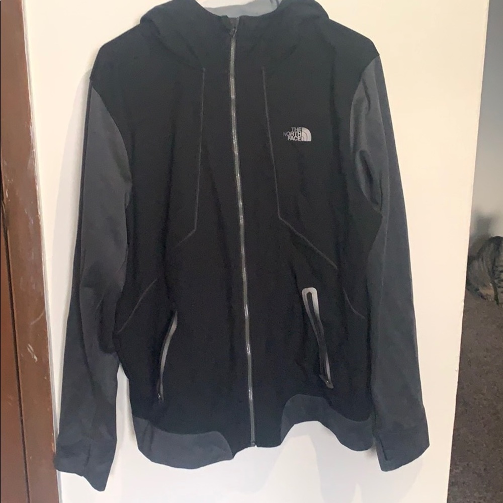 Men’s North Face jacket
